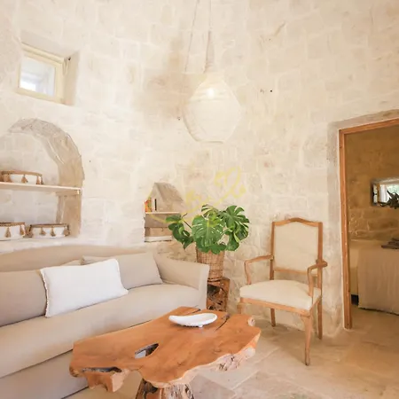 Td Trulli Di Carole Renovated Trulli With Pool Feriehus
