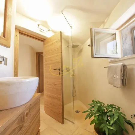 Feriehus Td Trulli Di Carole Renovated Trulli With Pool *
