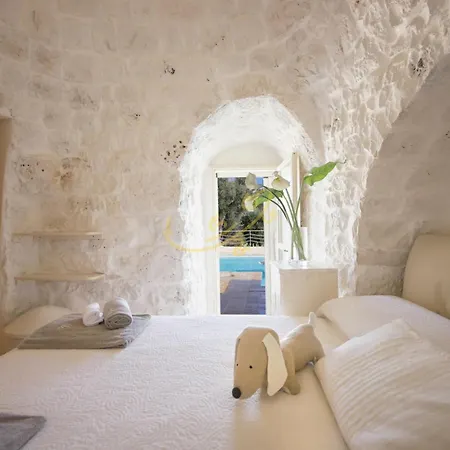 Feriehus Td Trulli Di Carole Renovated Trulli With Pool